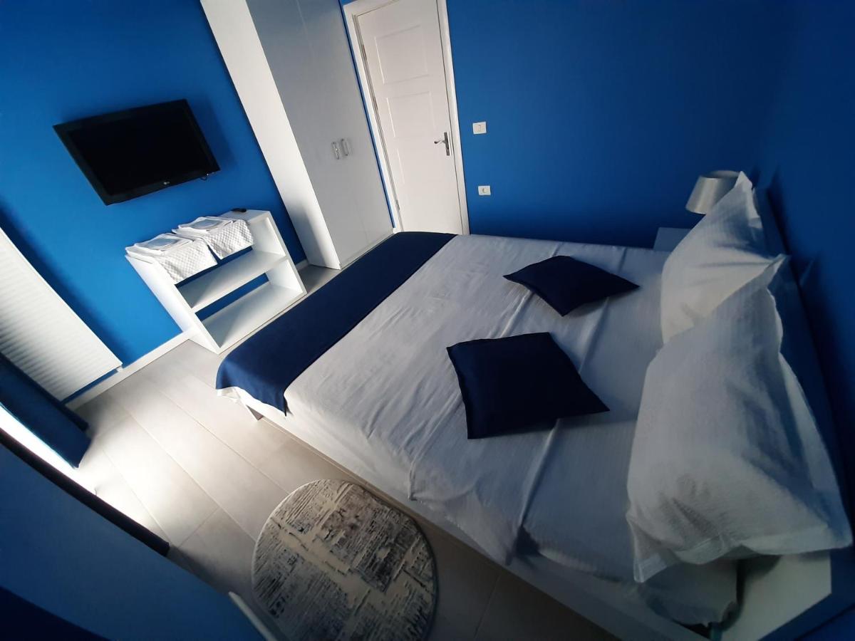 Blue Apartment Navodari Exterior photo